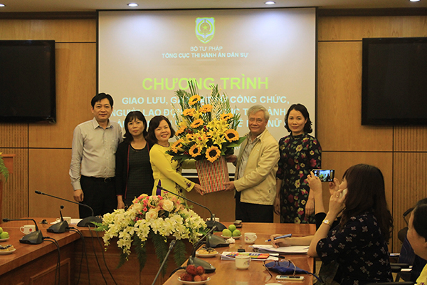Giao lưu, gặp mặt nữ cán bộ, công chức, người lao động Tổng cục Thi hành án dân sự nhân ngày Quốc tế phụ nữ 08/3