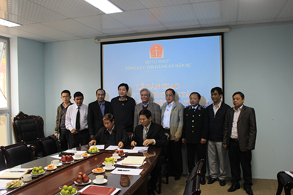 Lãnh đạo Tổng cục Thi hành án dân sự bàn giao công tác phụ trách Vụ Giải quyết khiếu nại, tố cáo