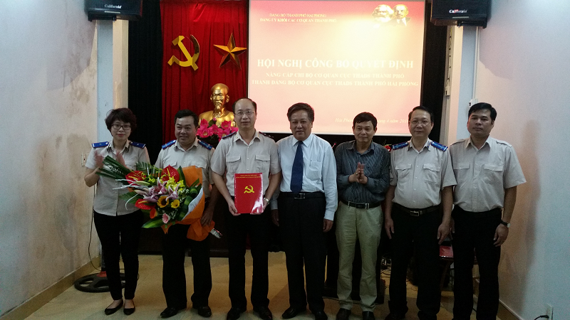 Hội nghị công bố Quyết định của Đảng ủy Khối các cơ quan thành phố về việc nâng cấp Chi bộ cơ quan Cục Thi hành án dân sự thành phố Hải Phòng thành Đảng bộ cơ quan Cục Thi hành án dân sự thành phố Hải Phòng;