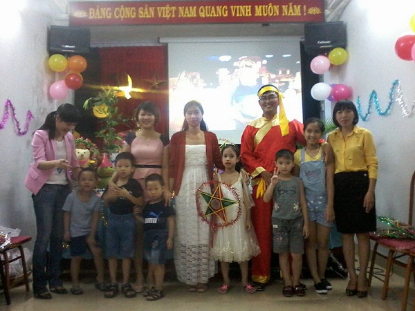 Chương trình "Vui Tết trung thu" cho các cháu thiếu nhi là con của công chức, người lao động cơ quan Cục THADS thành phố