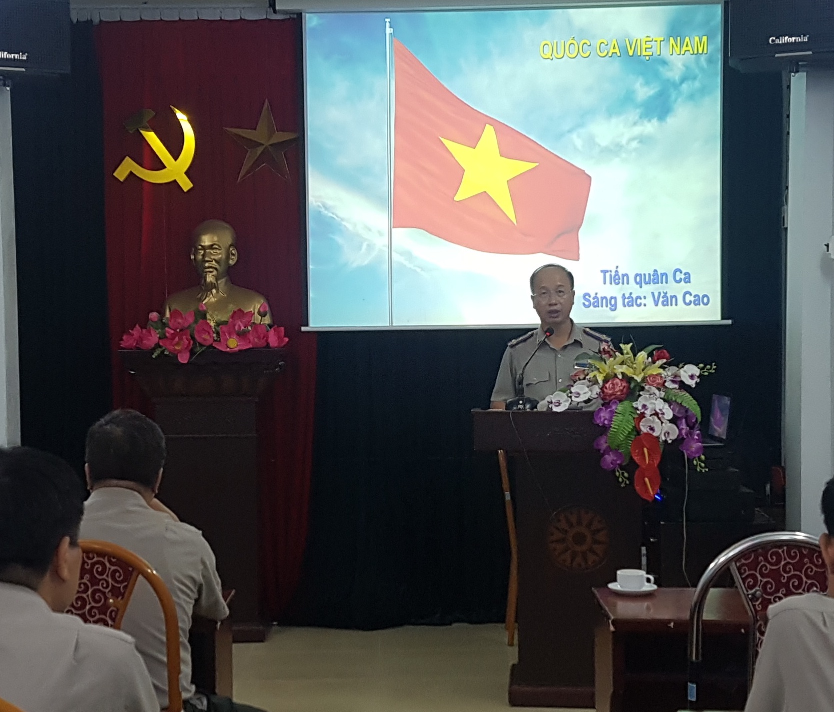 Đảng ủy cơ quan Cục Thi hành án dân sự thành phố Hải Phòng tổ chức hội nghị triển khai các văn bản tuyên truyền và hướng dẫn của Đảng ủy Khối các cơ quan thành phố trong tháng 8 năm 2019