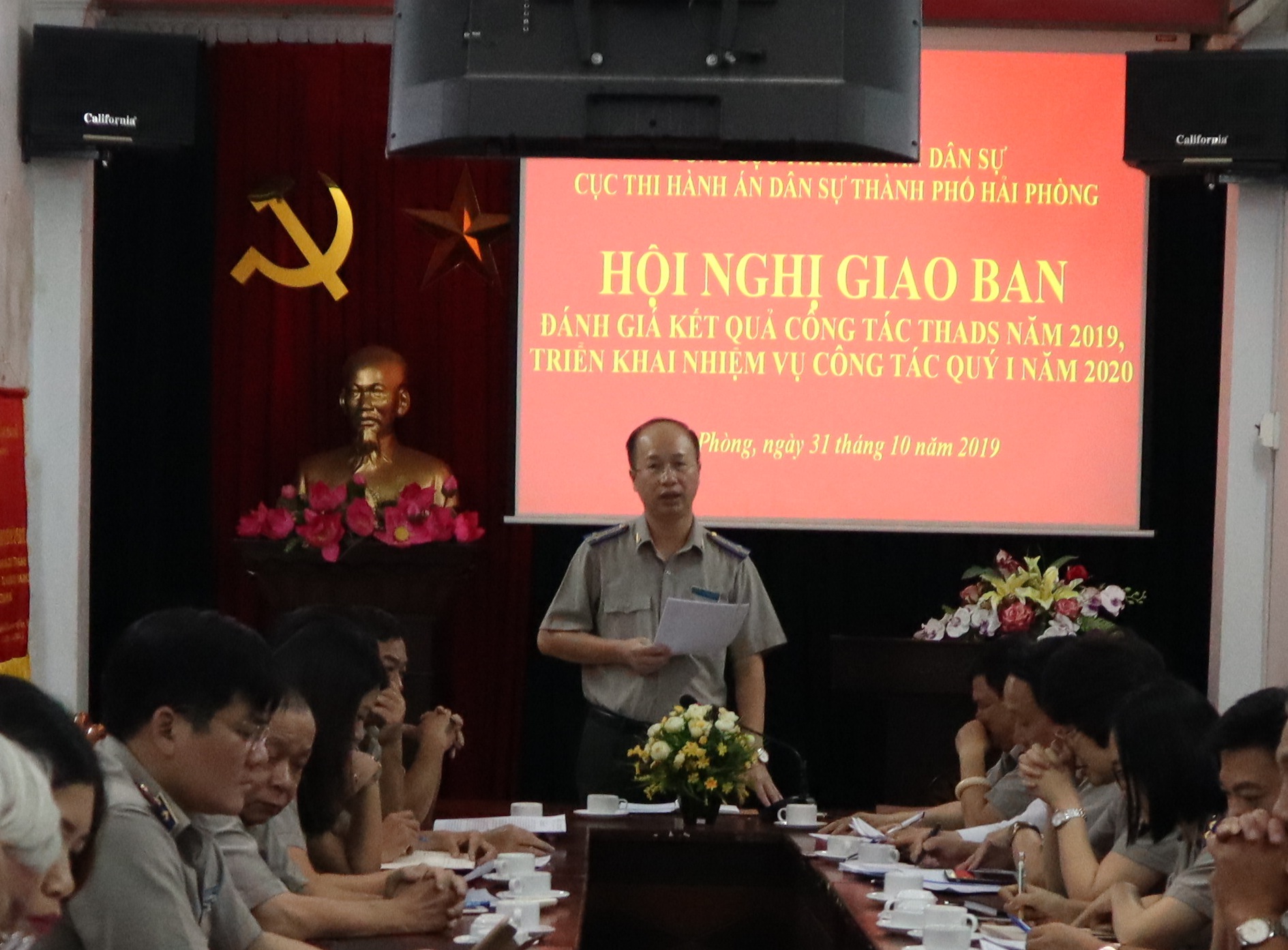 Hội nghị triển khai nhiệm vụ công tác Quý I năm 2020 và công bố Quyết định nghỉ hưu hưởng chế độ bảo hiểm xã hội của Cục Thi hành án dân sự thành phố Hải Phòng