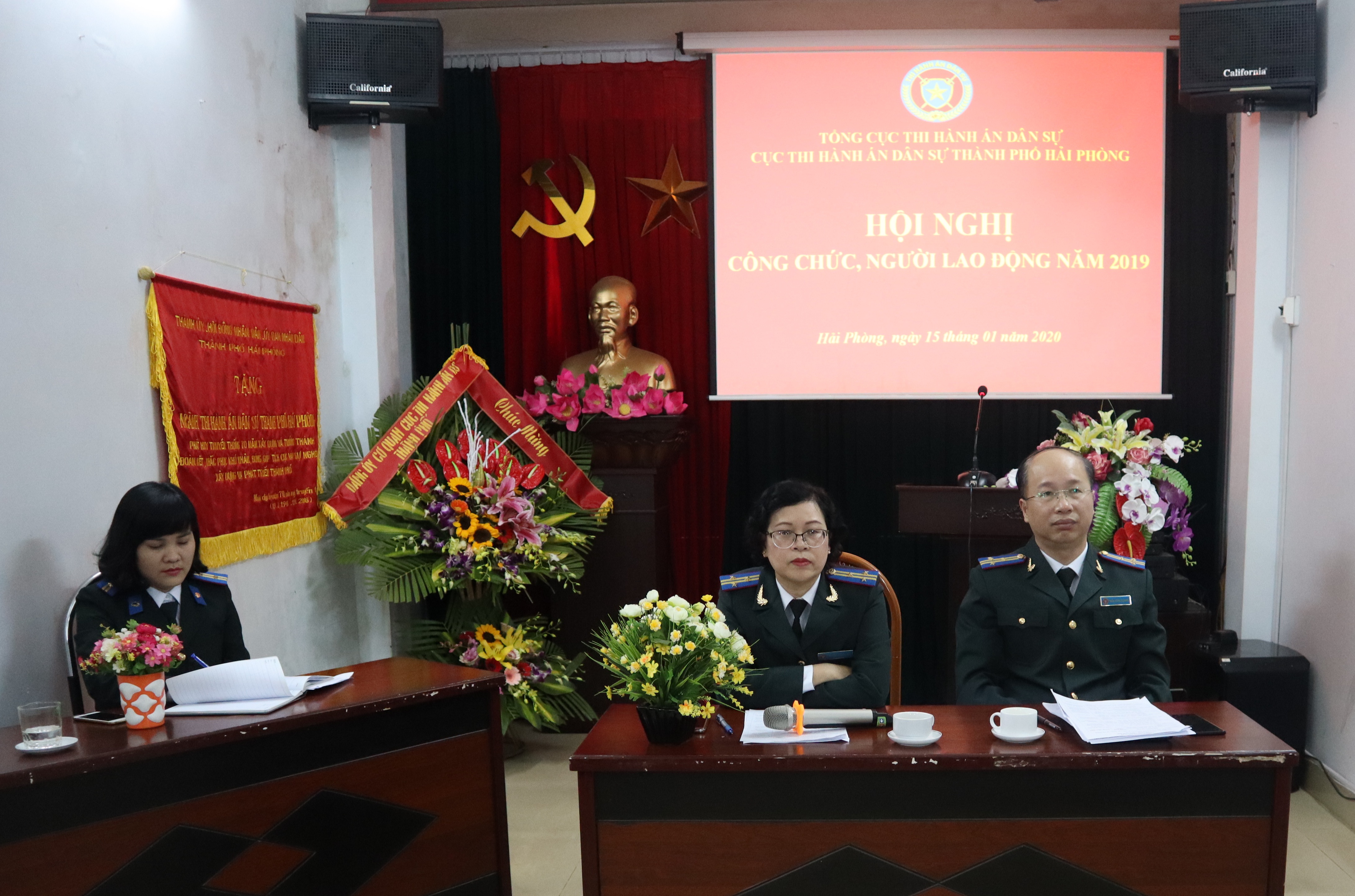 Hội nghị Cán bộ, công chức năm 2020  của Cục Thi hành án dân sự thành phố Hải Phòng