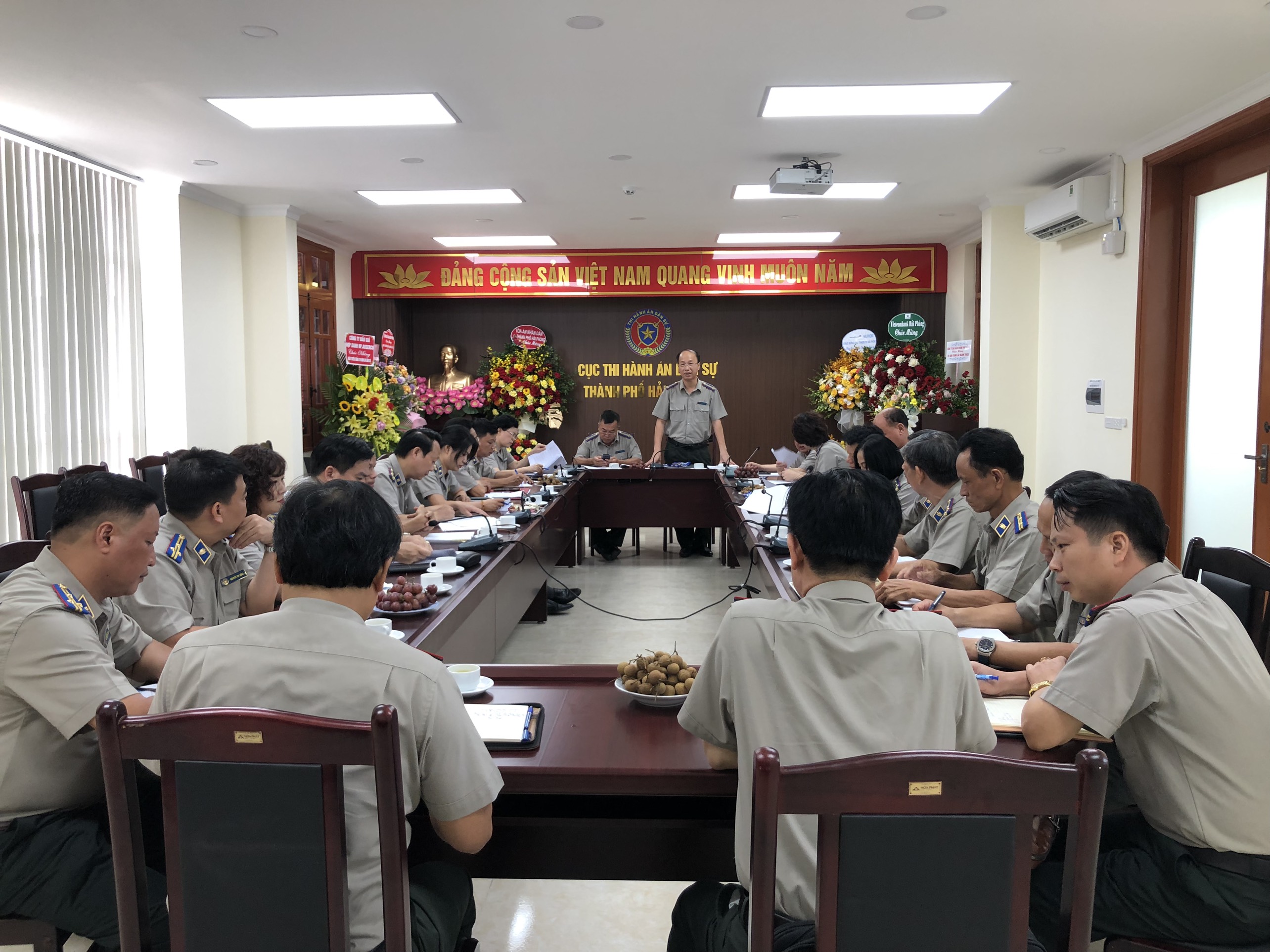 Hội nghị Giao ban sơ kết công tác 9 tháng năm 2022 tổng kết đợt thi đua cao điểm chào mừng kỷ niệm 76 năm Ngày truyền thống THADS