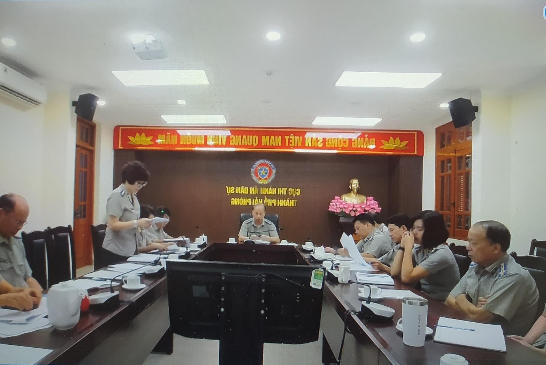 Cục Thi hành án dân sự thành phố Hải Phòng tổ chức Hội nghị đánh giá kết quả công tác thi hành án dân sự, theo dõi thi hành án hành chính 10 tháng đầu năm, triển khai một số nhiệm vụ trọng tâm 02 tháng cuối năm 2023