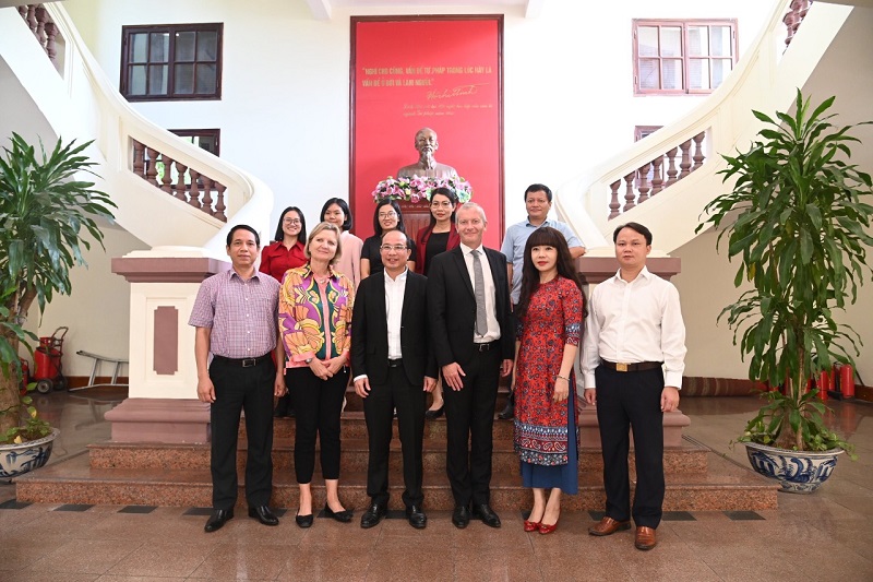 Tăng cường hợp tác với Cộng hòa Pháp trong công tác thi hành án dân sự