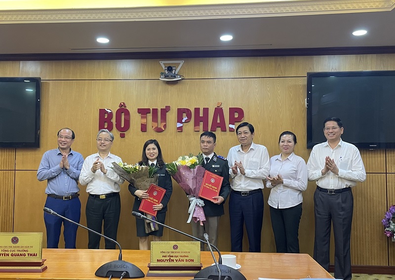 Tổng cục Thi hành án dân sự trao Quyết định điều động, bổ nhiệm Lãnh đạo cấp Vụ, Tổng cục Thi hành án dân sự