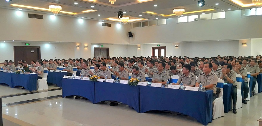 Khai mạc Lớp thứ nhất bồi dưỡng nghiệp vụ kiểm tra và công tác kiểm tra chuyên ngành, giải quyết khiếu nại, tố cáo trong lĩnh vực thi hành án dân sự (khu vực miền Nam)