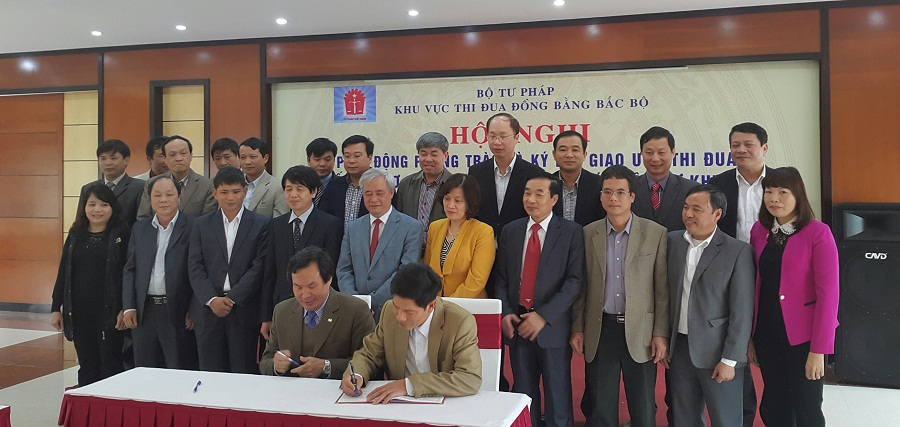  Khu vực thi đua Khối cơ quan tư pháp các tỉnh đồng bằng Bắc bộ ký giao ước thi đua năm 2015