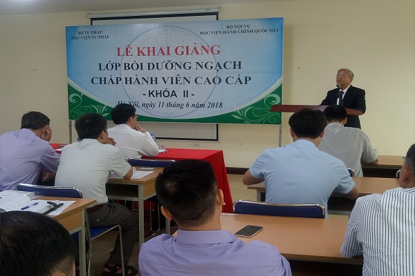 Khai giảng lớp bồi dưỡng ngạch Chấp hành viên cao cấp Khóa II năm 2018