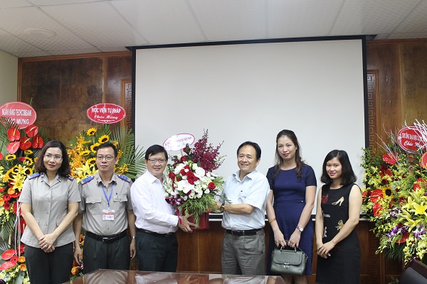 Chúc mừng 72 năm Ngày truyền thỗng thi hành án dân sự (19/7/1946 -19/7-2018)