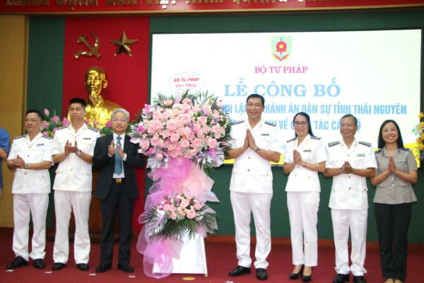 Công bố quyết định thành lập Thi hành án dân sự tỉnh Thái Nguyên và trao quyết định bổ nhiệm cán bộ