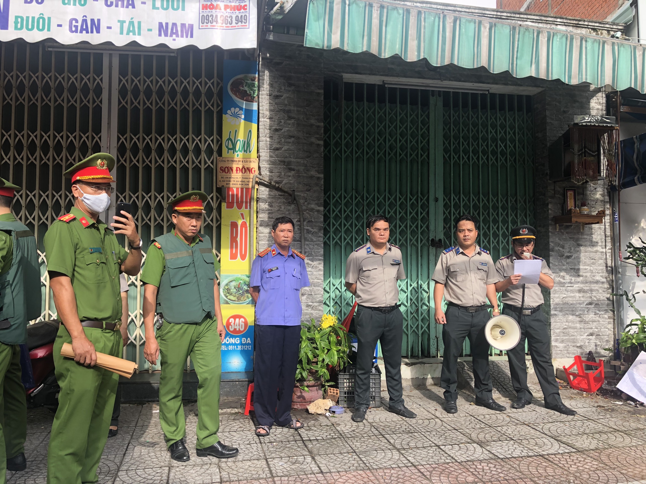 Cục THADS thành phố Đà Nẵng tổ chức cưỡng chế giao nhà