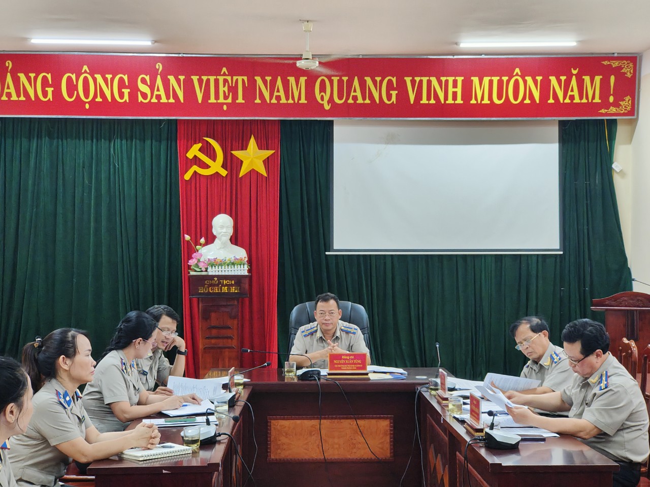 Cục THADS thành phố Đà Nẵng tổ chức cuộc họp để triển khai Kế hoạch tổ chức Hội thi “Nghiệp vụ Thi hành án dân sự giỏi năm 2024”