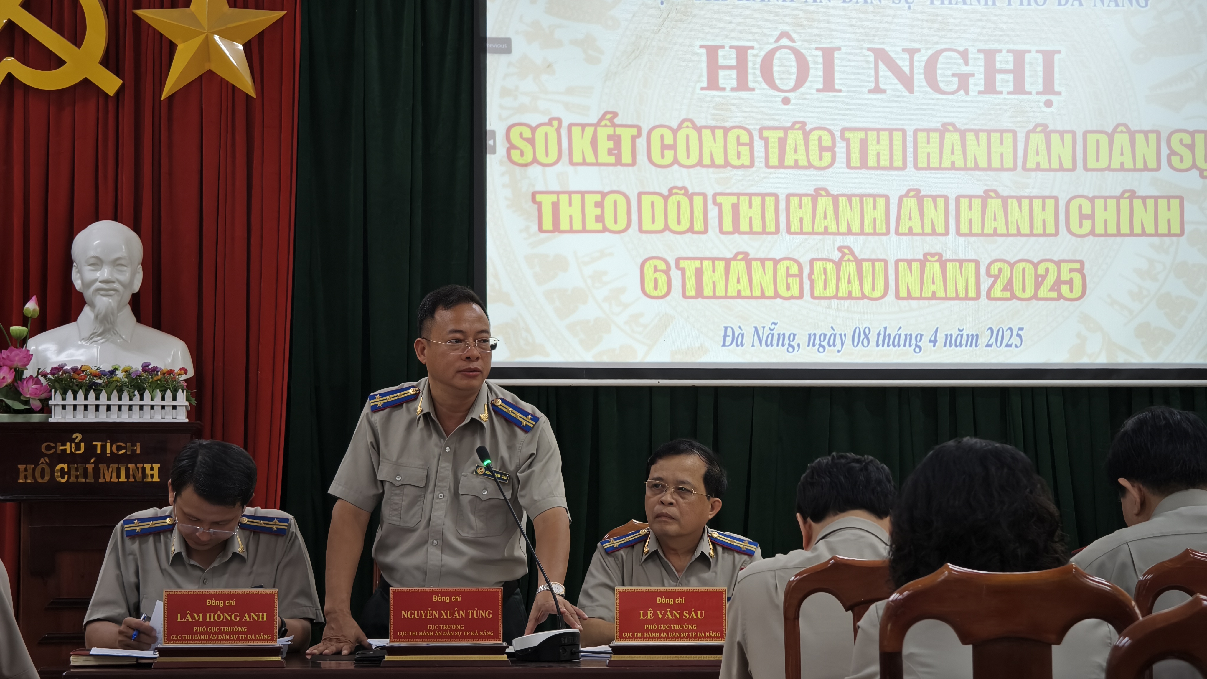 CỤC THI HÀNH ÁN DÂN SỰ TP  ĐÀ NẴNG TỔ CHỨC HỘI NGHỊ  SƠ KẾT CÔNG TÁC 6 THÁNG ĐẦU NĂM 2025