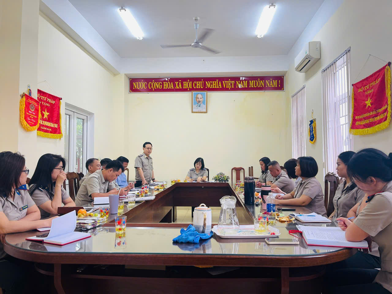 Lãnh đạo nêu gương, đi đầu trong công tác thi hành án dân sự