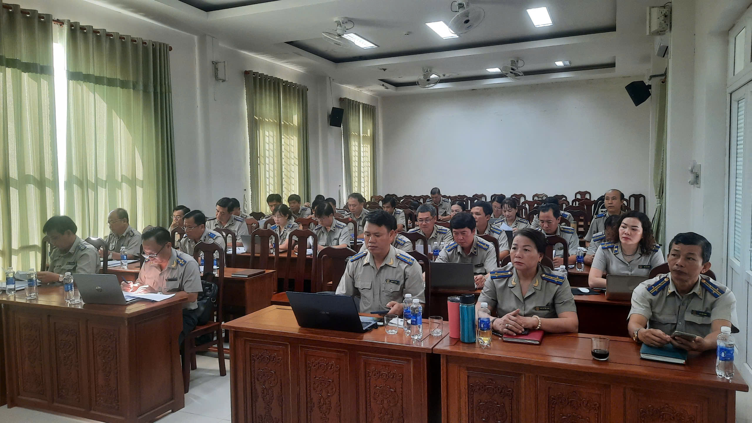 Tăng cường ứng dụng công nghệ thông tin, chuyển đổi số, áp dụng chữ ký số vào công tác thi hành án dân sự