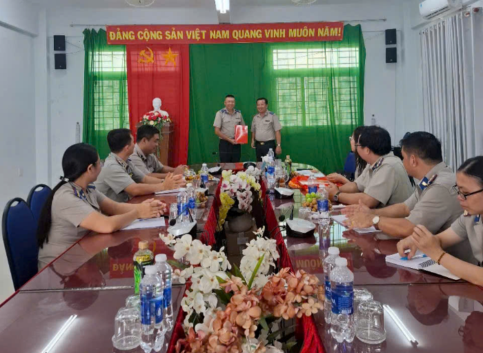 Công bố quyết định về tổ chức cán bộ tại Phòng Thi hành án dân sự Khu vực 5 - Cần Thơ