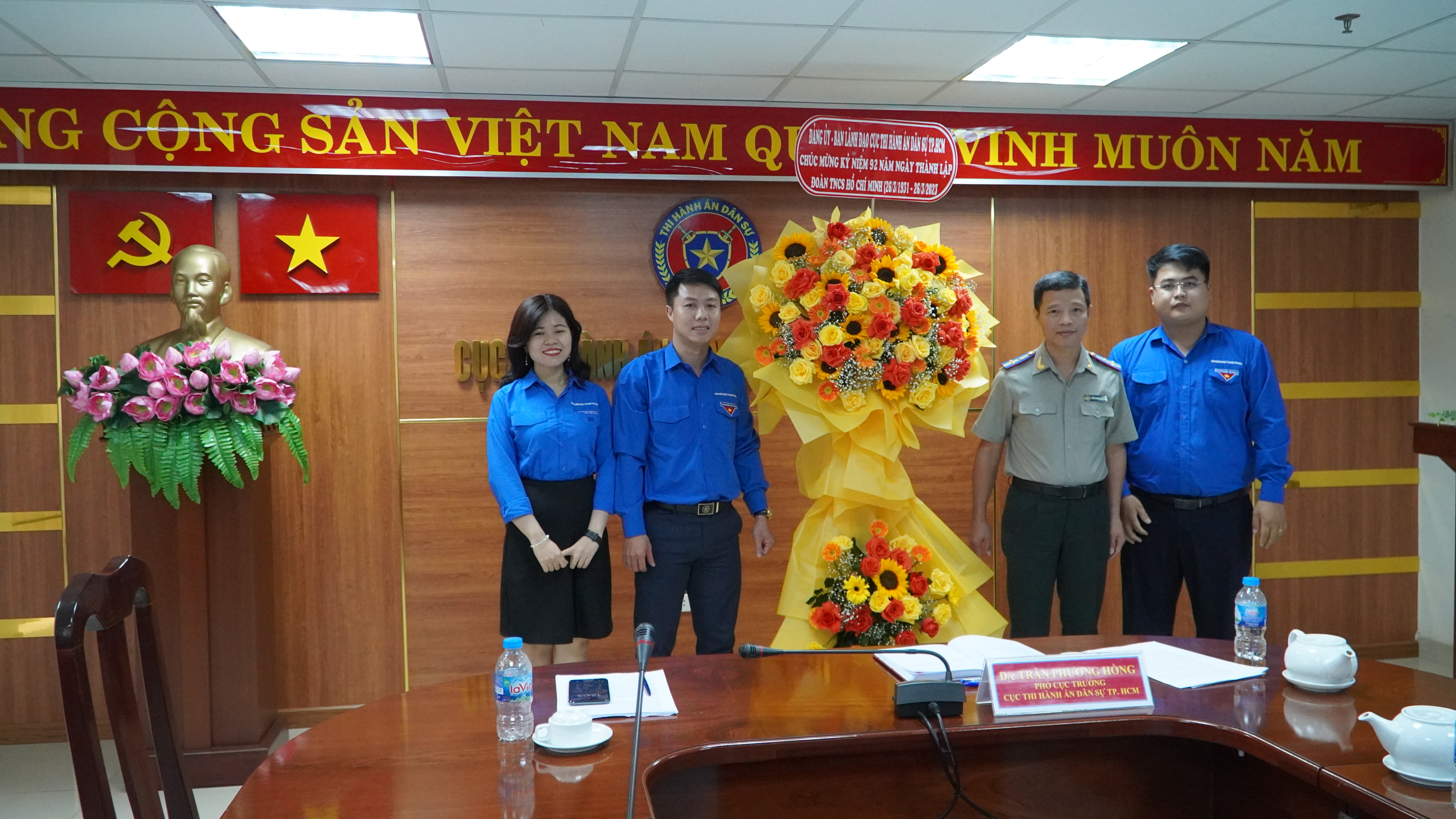 Đoàn viên, công chức trẻ các cơ quan THADS Thành phố Hồ Chí Minh tham dự đối thoại trực tuyến nhân dịp Kỷ niệm 92 năm ngày thành lập Đoàn TNCS Hồ Chí Minh (26/3/1931 - 26/3/2023)