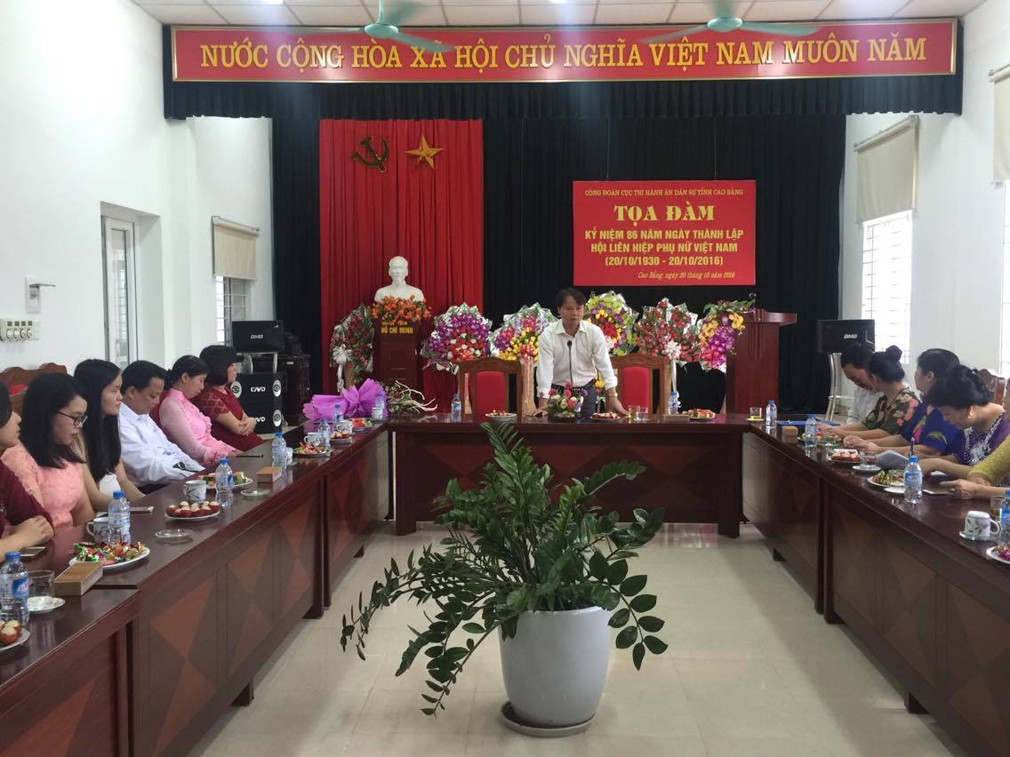 CỤC THI HÀNH ÁN DÂN SỰ TỈNH TỔ CHỨC TỌA ĐÀM KỶ NIỆM 86 NĂM NGÀY PHỤ NỮ VIỆT NAM (20/10/1930-20/10/2016)