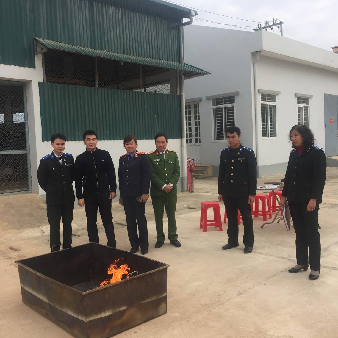 Cục Thi hành án dân sự tỉnh Cao Bằng tiêu hủy  vật chứng, tài sản của các bản án đã có hiệu lực pháp luật.