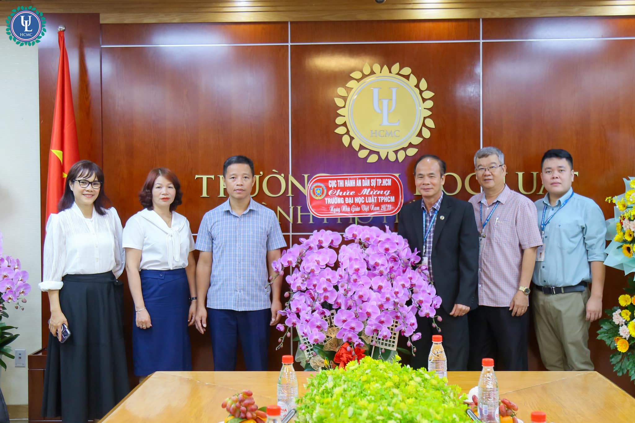 Cục Thi Hành Án Dân Sự TP.HCM Thăm Và Chúc Mừng Trường Đại Học Luật TP.HCM Nhân Ngày 20/11