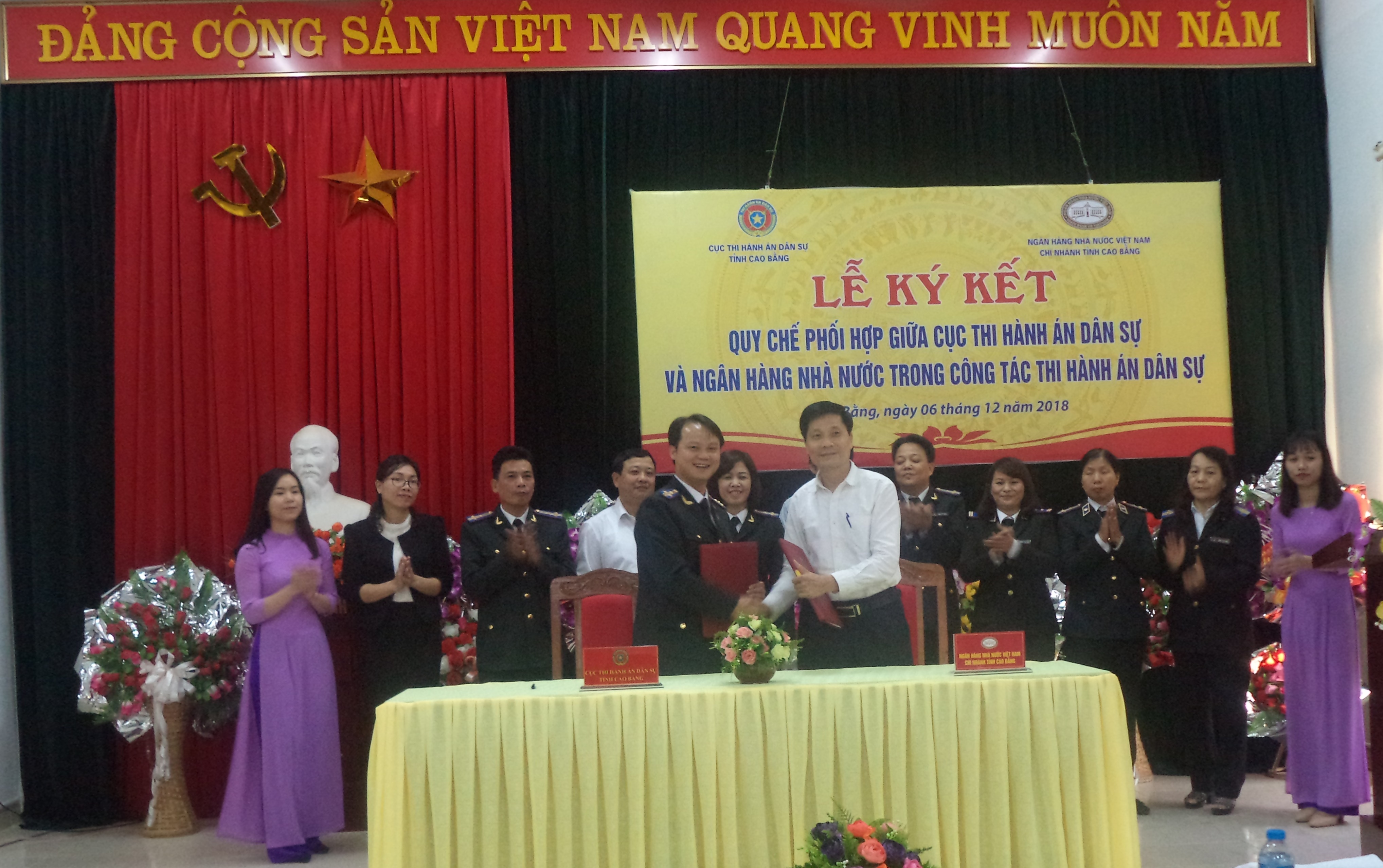 Ký kết Quy chế phối hợp trong công tác thi hành án dân sự