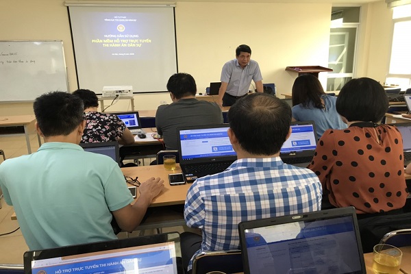 Tổng cục Thi hành án dân sự tổ chức lớp tập huấn phần mềm quản lý văn bản và điều hành và phần mềm hỗ trợ trực tuyến thi hành án dân sự