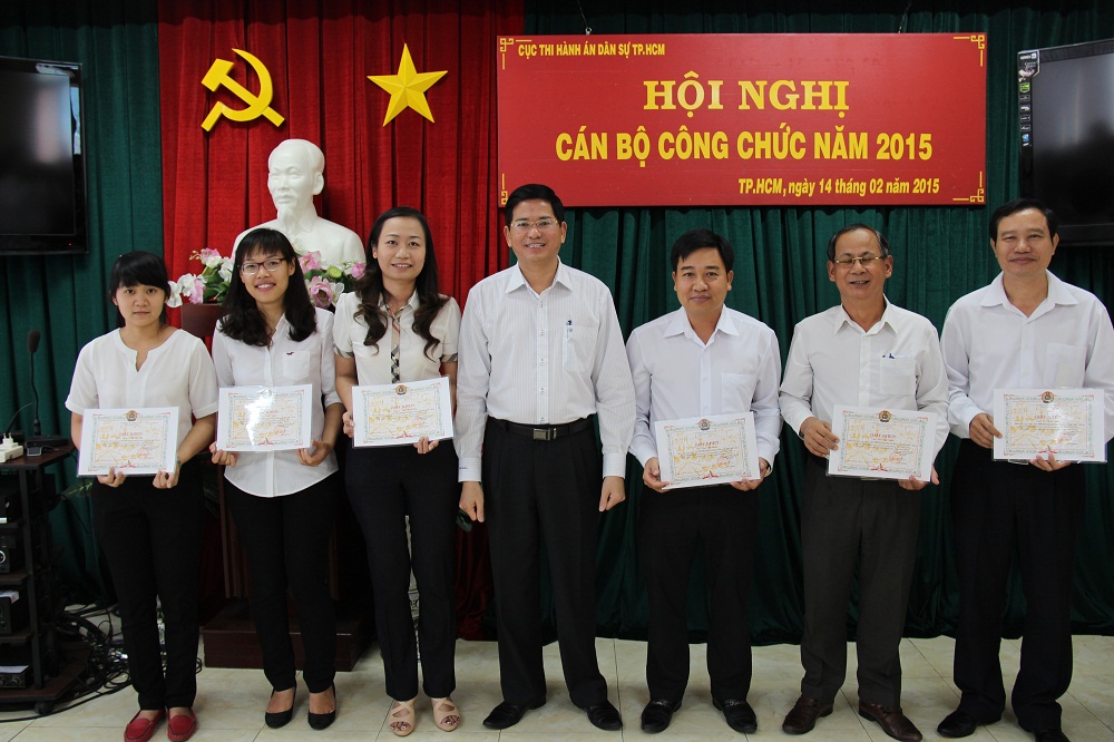 Cục THADS TP. HCM tổ chức khen thưởng các tập thể, cá nhân có thành tích trong công tác Đảng, có thành tích xuất sắc trong phong trào thi đua năm 2014