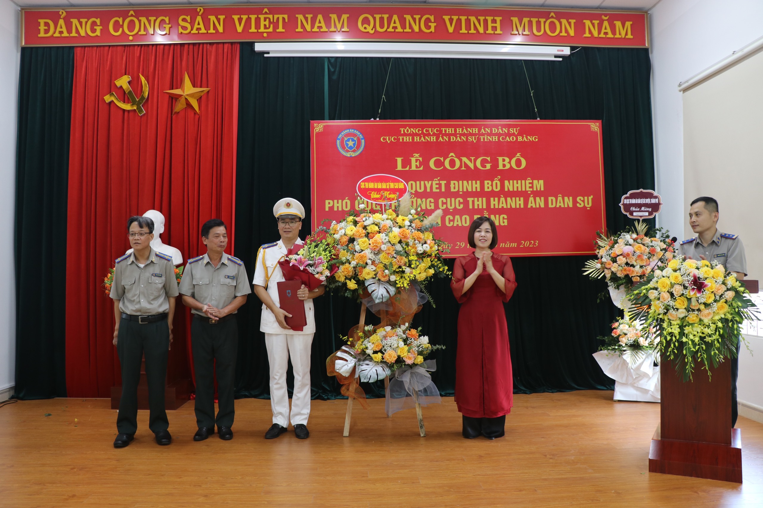 Cục Thi hành án dân sự tỉnh Cao Bằng tổ chức Lễ công bố Quyết định bổ nhiệm Phó Cục trưởng Cục Thi hành án dân sự tỉnh.