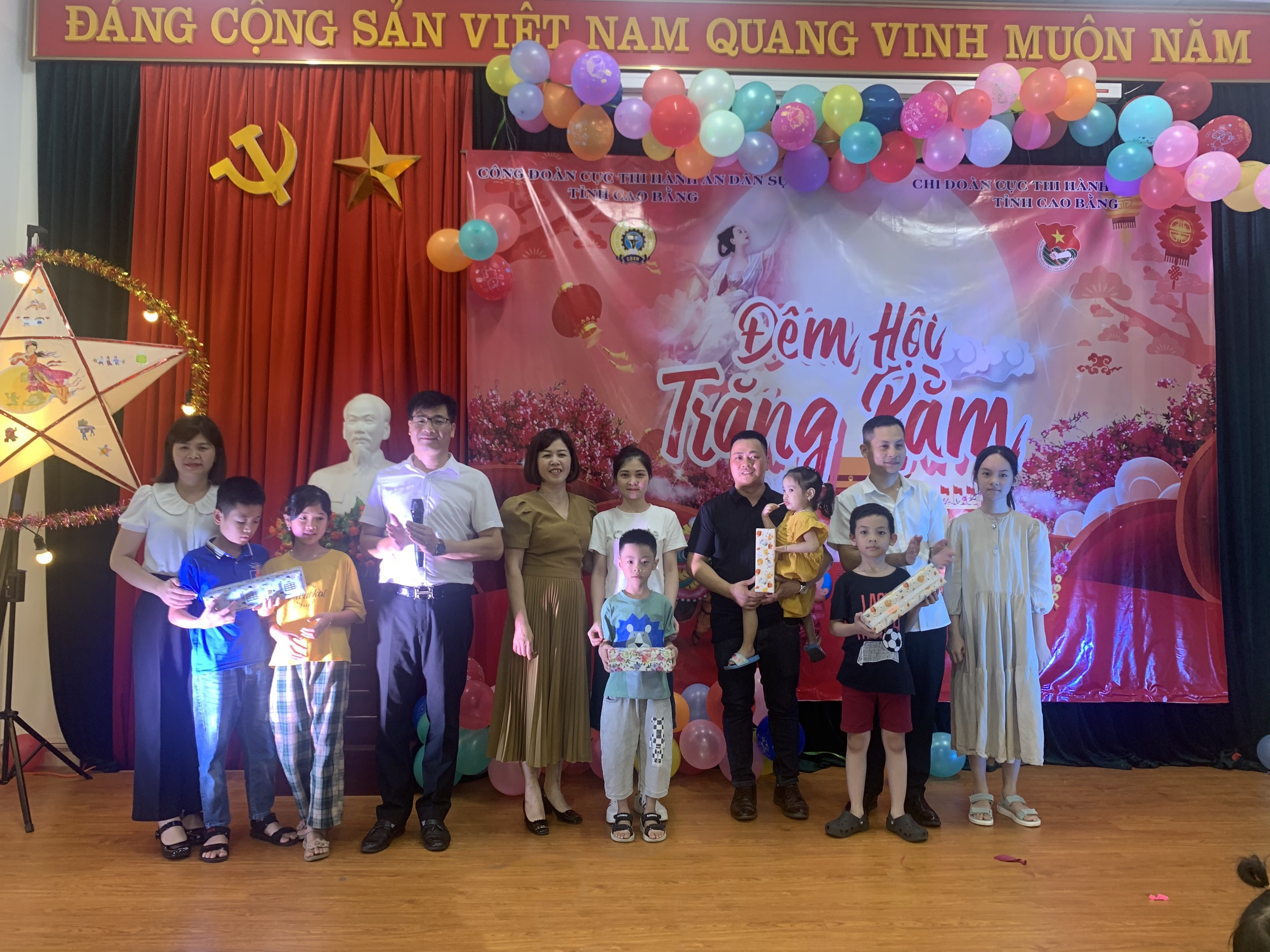 Tổ chức Tết Trung thu và Gặp mặt gia đình công chức, người lao động tại Cục Thi hành án dân sự tỉnh Cao Bằng