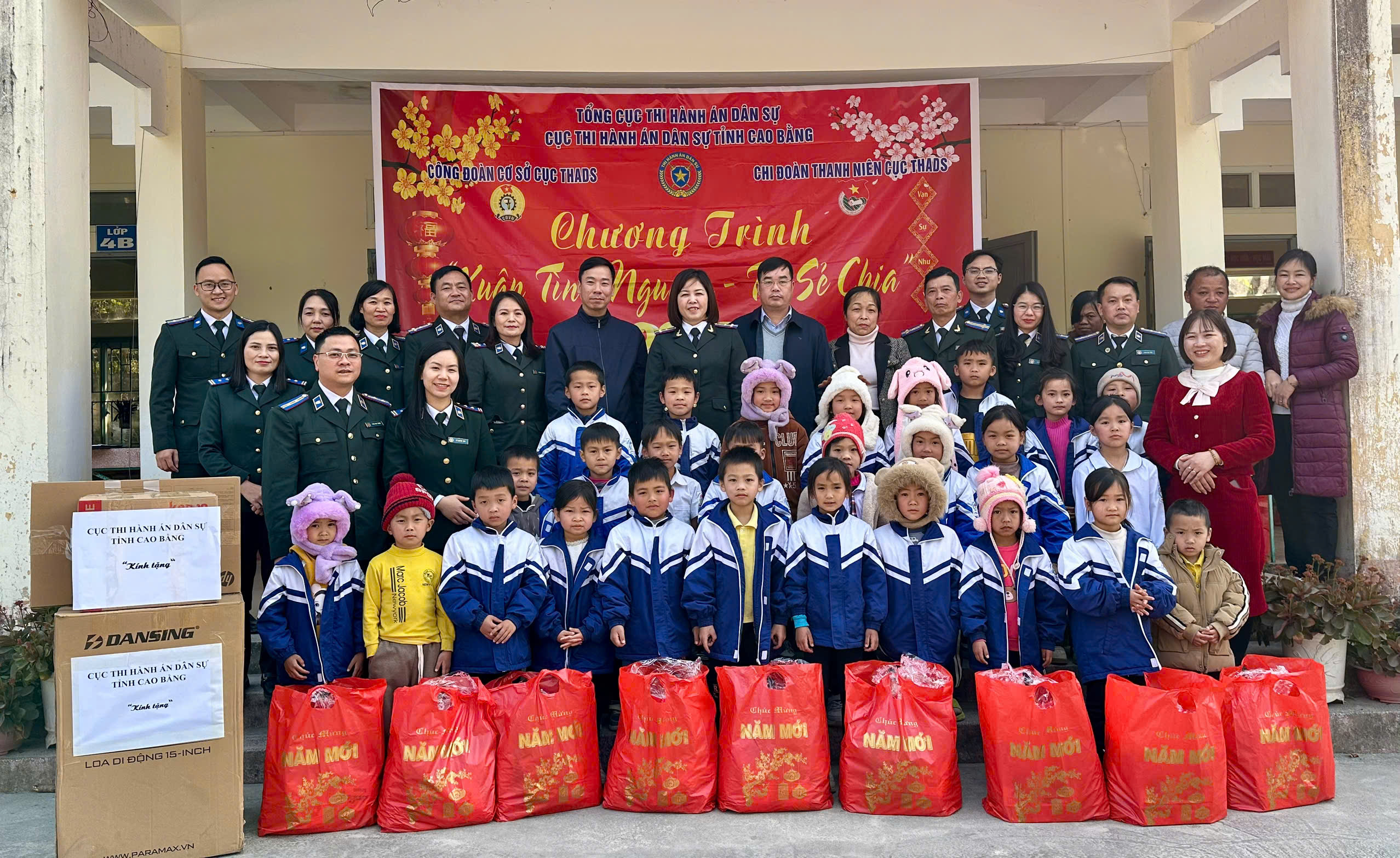 Chương trình “Xuân tình nguyện, Tết sẻ chia” năm 2025