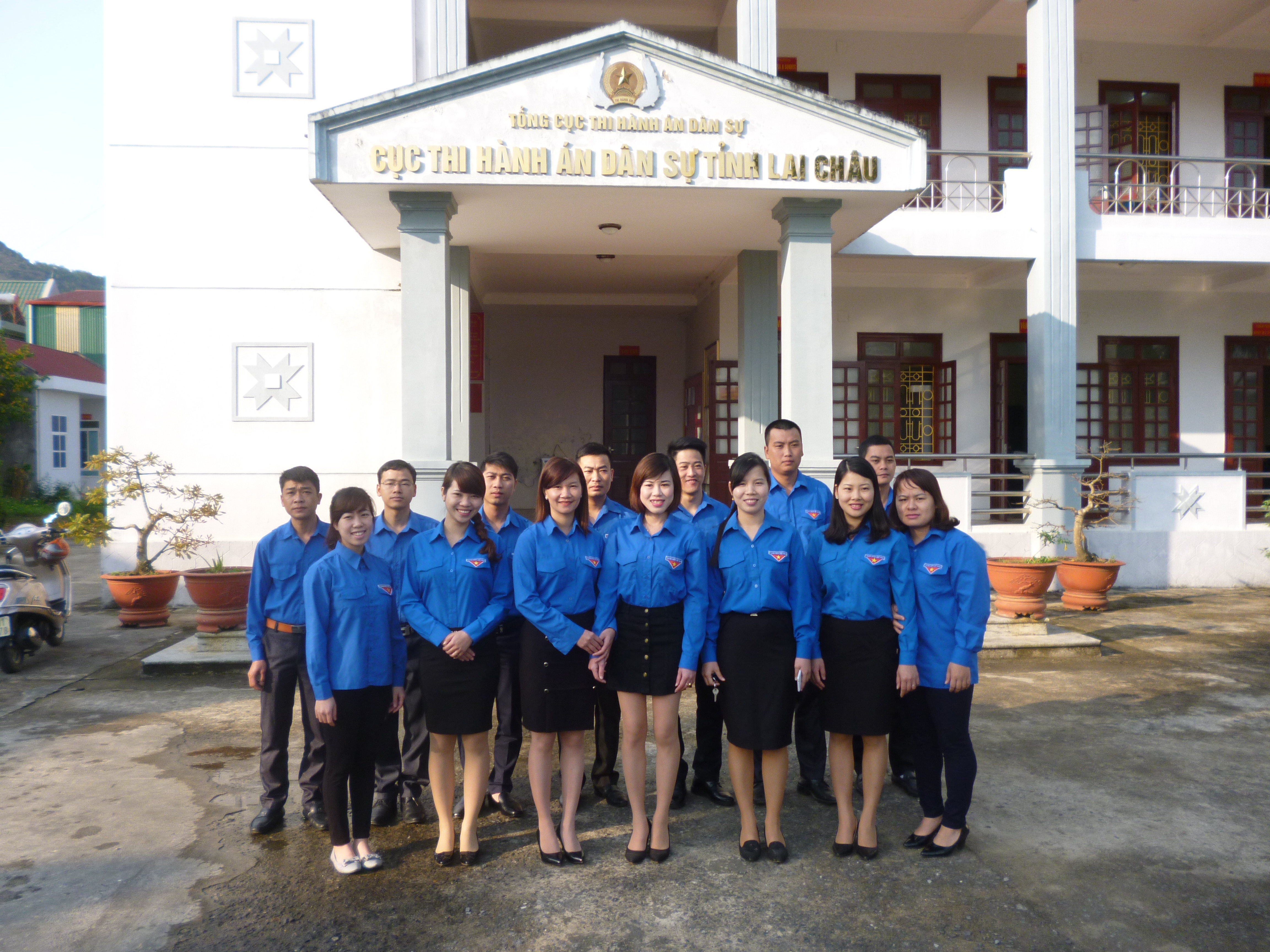 Chi đoàn Cục Thi hành án dân sự tỉnh Lai Châu tham gia giao lưu văn nghệ khối nội chính chào mừng ngày thành lập Đoàn cộng sản Hồ Chí Minh 26/03/1931-26/03/2016