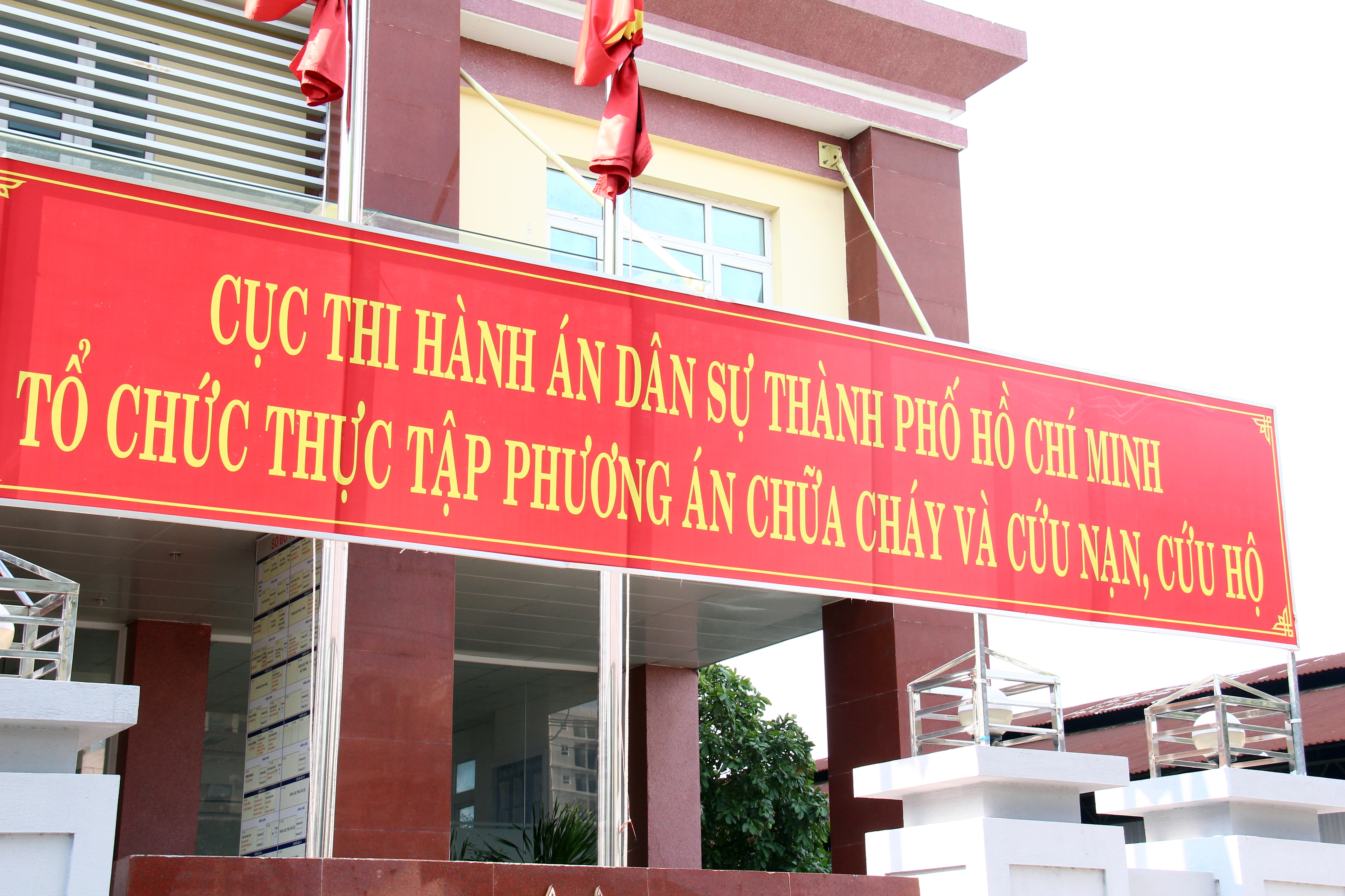 Cục THADS thành phố  diễn tập PCCC và cứu nạn, cứu hộ