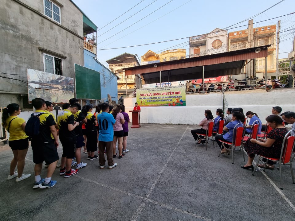 Giao lưu thể thao chào mừng Kỷ niệm 47 năm Ngày giải phóng hoàn toàn miền Nam thống nhất đất nước (30/4/1975 - 30/4/2022); Ngày quốc tế lao động 01/5 hướng tới các hoạt động Kỷ niệm 76 năm Ngày truyền thống Thi hành án dân sự (19/7/1946 - 19/7/2022)