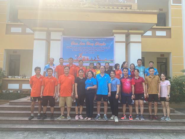 Liên cơ quan tổ chức giao lưu bóng chuyền hơi chào mừng Kỷ niệm 48 năm Ngày giải phóng miền Nam thống nhất đất nước (30/4/1975 - 30/4/2023) và 137 năm ngày Quốc tế Lao động (1/5/1886 - 1/5/2023)