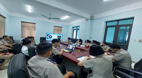 Chi cục Thi hành án dân sự thành phố Cao Bằng tổ chức tập huấn, bồi dưỡng trực tuyến về chuyển đối số và an toàn thông tin năm 2024.