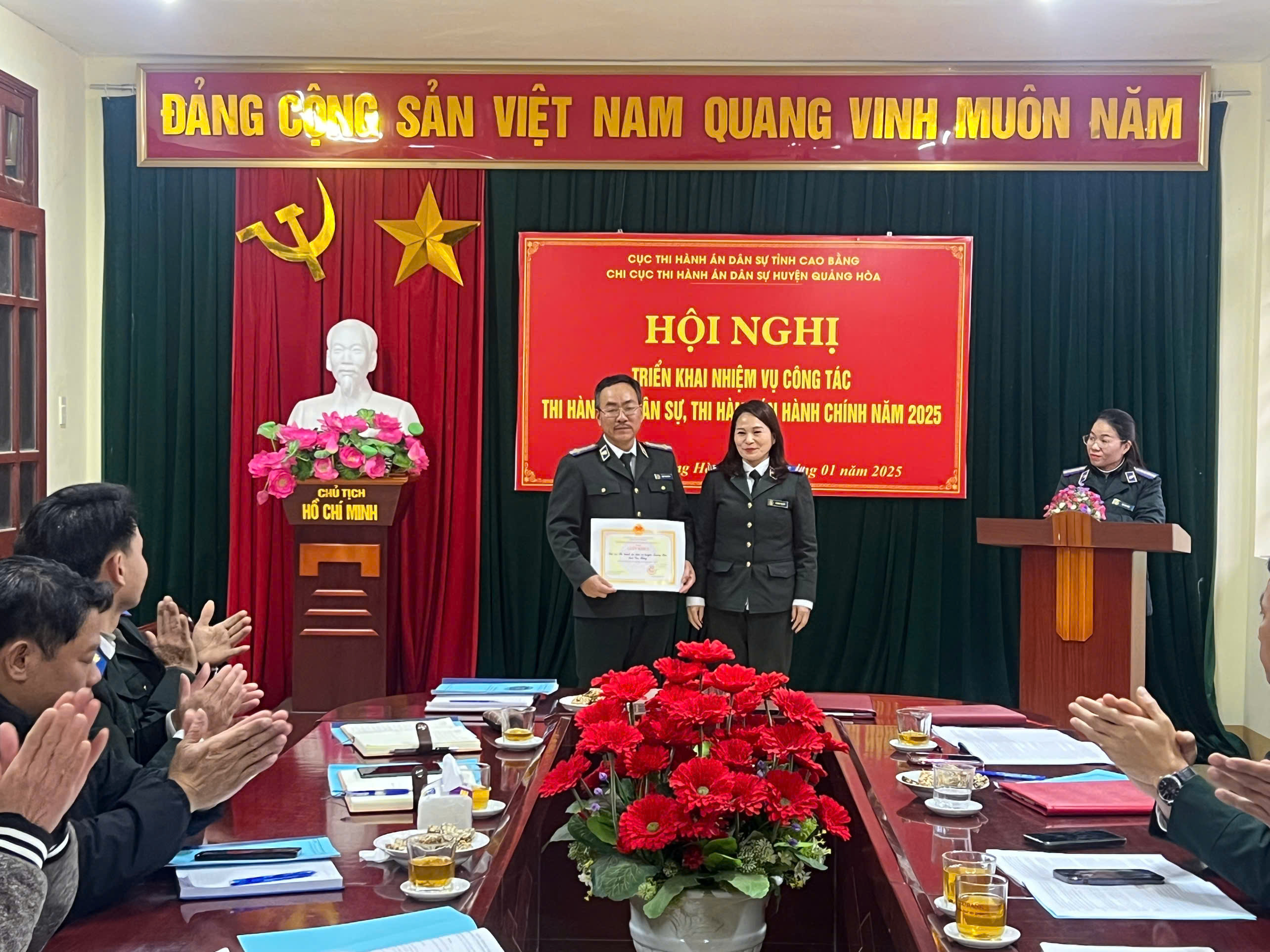 Chi cục THADS huyện Quảng Hòa tổ chức Hội nghị triển khai công tác THADS, theo dõi THAHC năm 2025