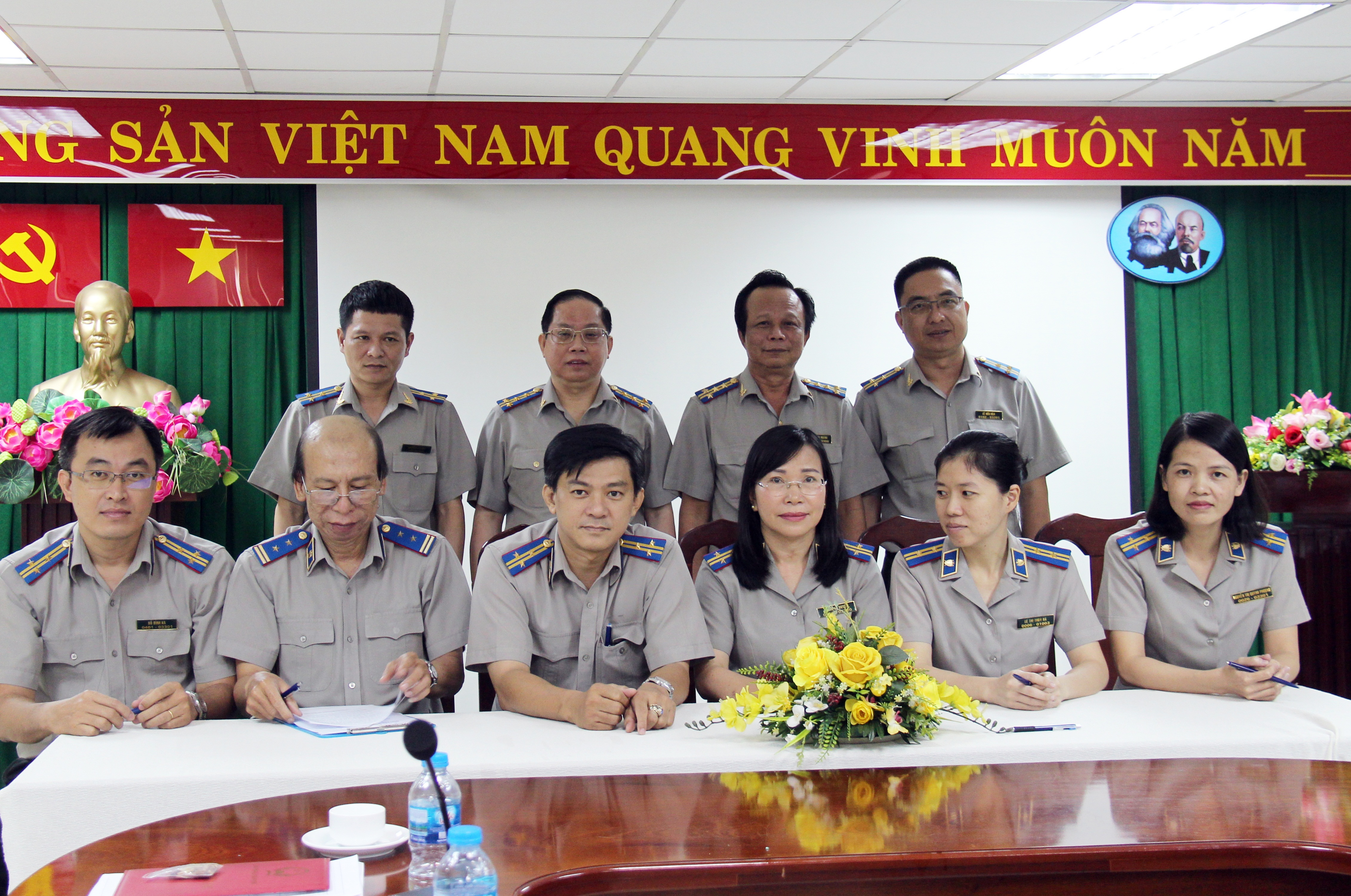 TP.HCM. Cục Thi hành án dân sự thành phố Ký kết giao ước thi đua năm 2020