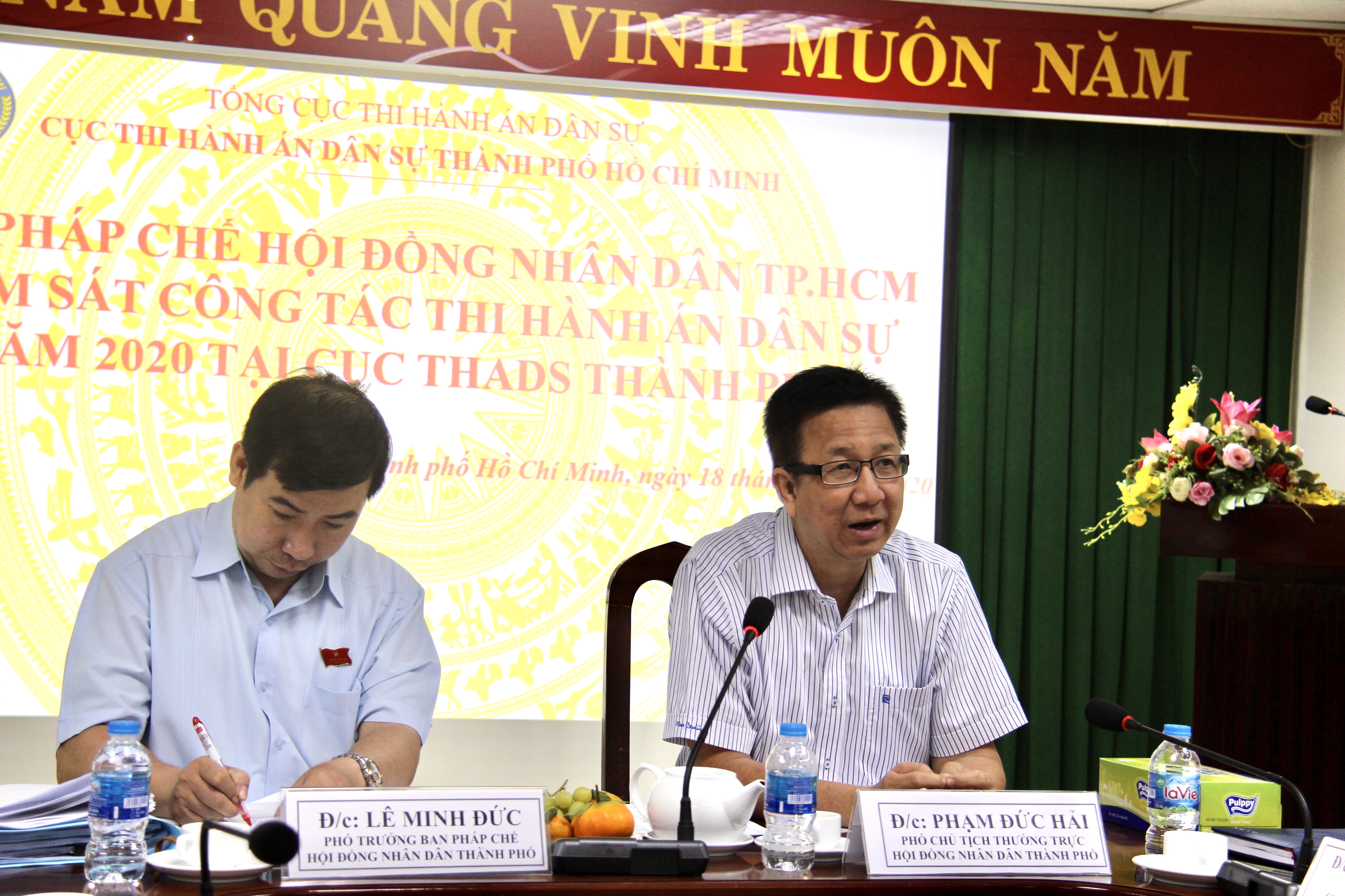 Sáng ngày 18.11, Ban pháp chế HĐND TP.HCM giám sát công tác thi hành án dân sự tại TP.HCM trong năm 2020.