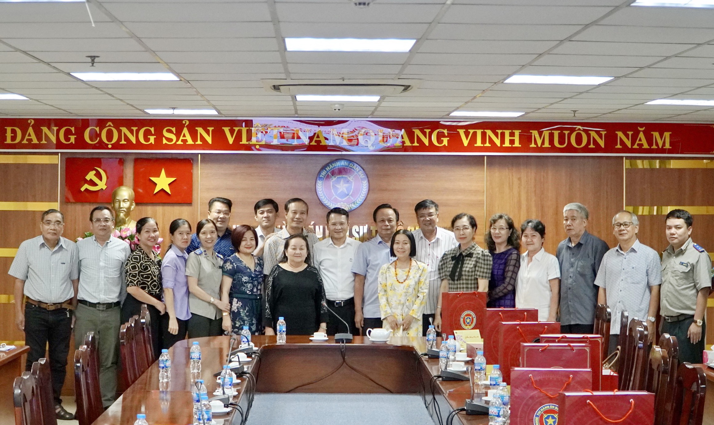 Cục Thi hành án dân sự TP.HCM  Gặp mặt cán bộ hưu trí nhân dịp Xuân Quý Mão 2023