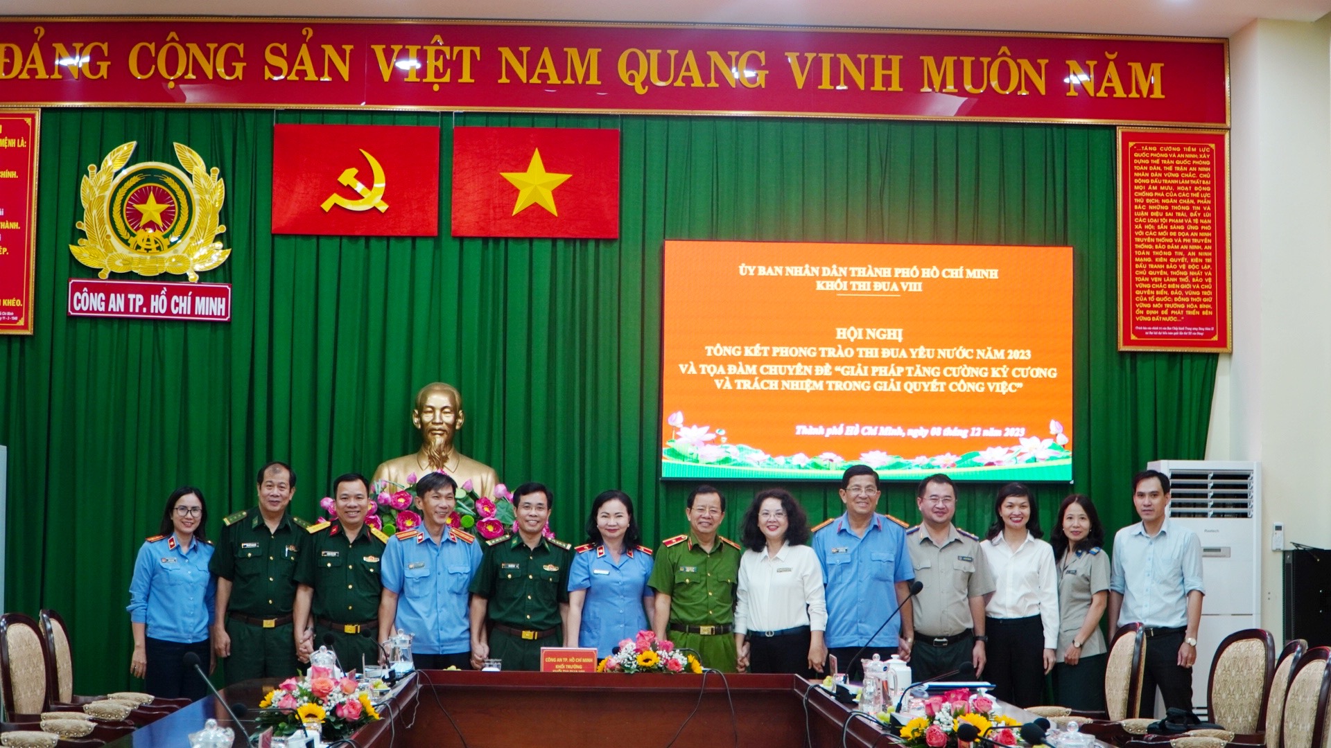 Khối thi đua VIII - UBND TPHCM: Tổng kết phong trào thi đua yêu nước năm 2023