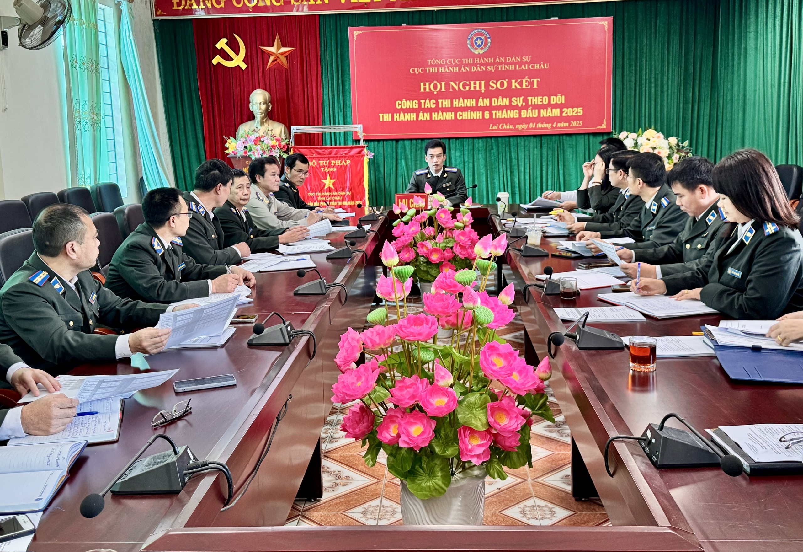 CỤC THI HÀNH ÁN DÂN SỰ TỈNH LAI CHÂU TỔ CHỨC HỘI NGHỊ SƠ KẾT CÔNG TÁC THADS, THEO DÕI THI HÀNH ÁN HÀNH CHÍNH  06 THÁNG ĐẦU NĂM 2025