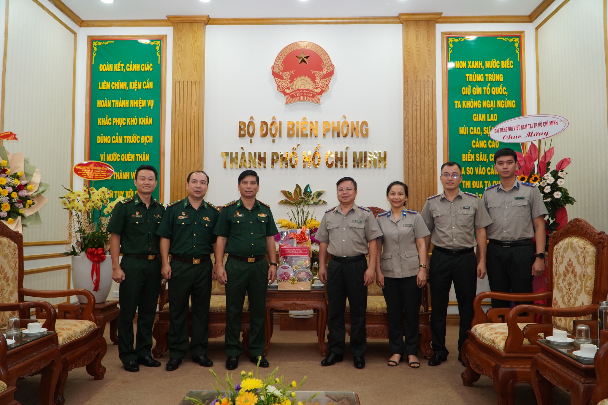 Chúc mừng Kỷ niệm 80 năm Ngày thành lập Quân đội nhân dân Việt Nam