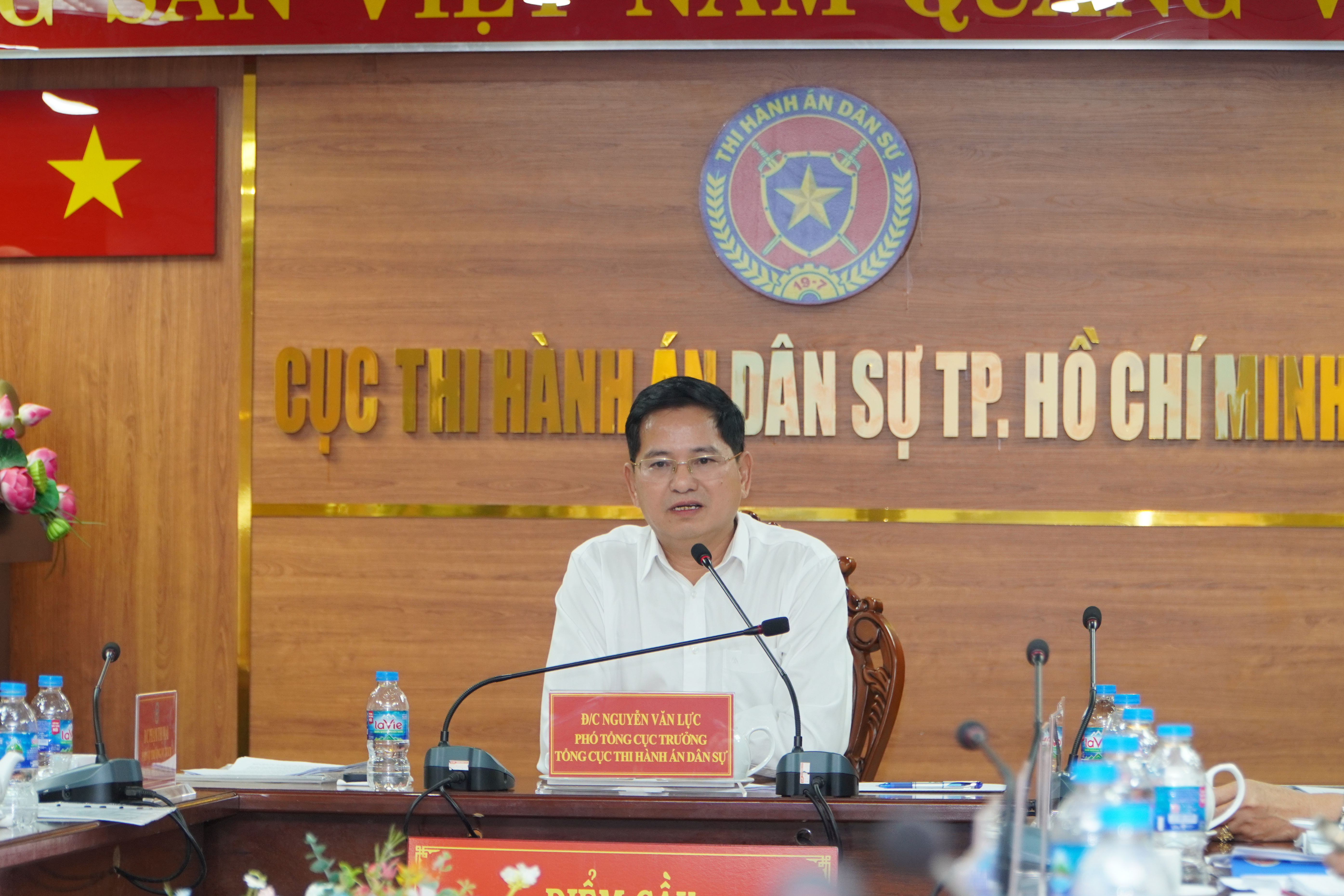 Phó Tổng cục trưởng Nguyễn Văn Lực làm việc tại Cục Thi hành án dân sự TP.HCM