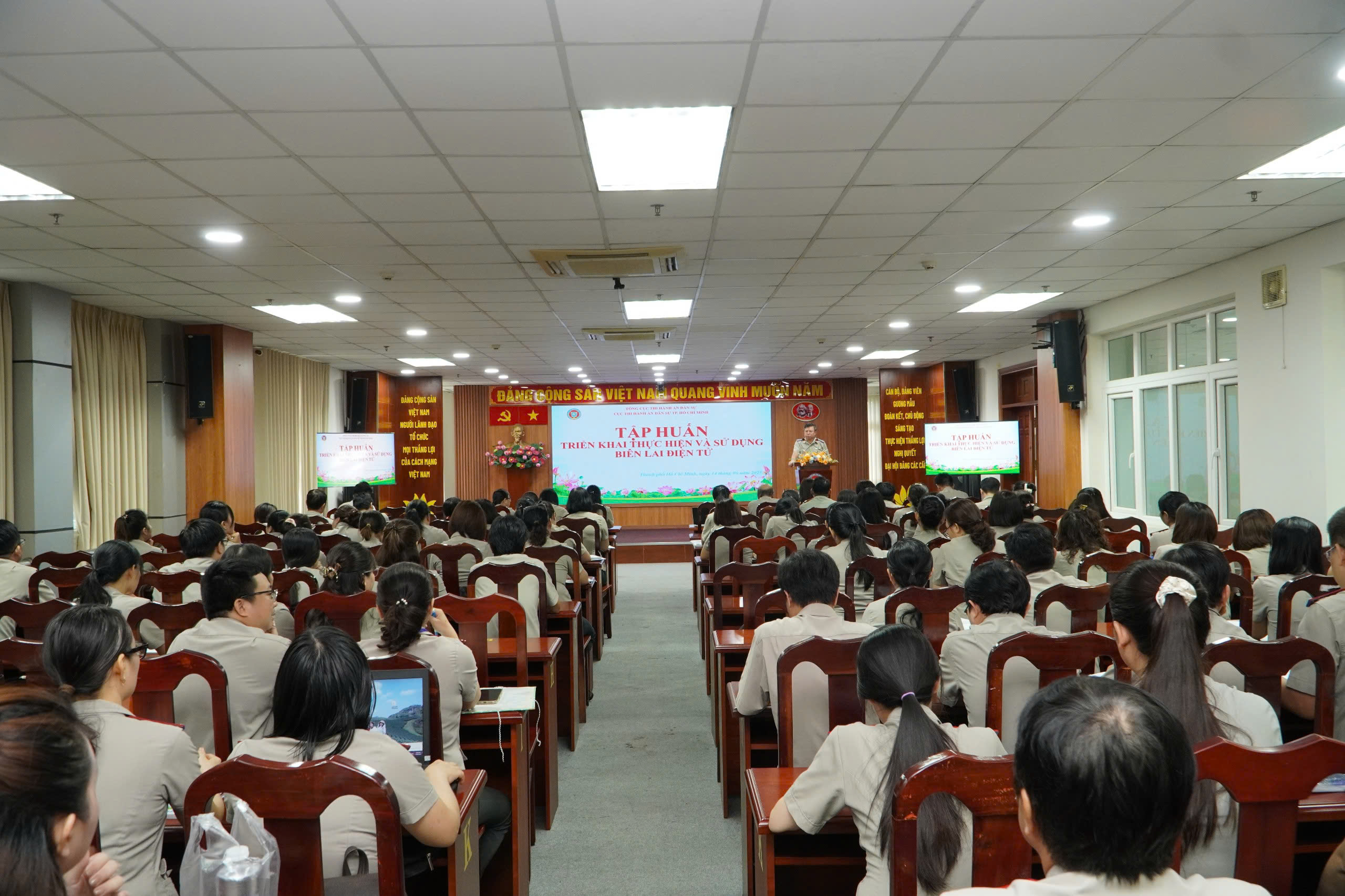 Đẩy mạnh ứng dụng công nghệ thông tin trong thi hành án dân sự: Biên lai điện tử – bước tiến trong lộ trình chuyển đổi số