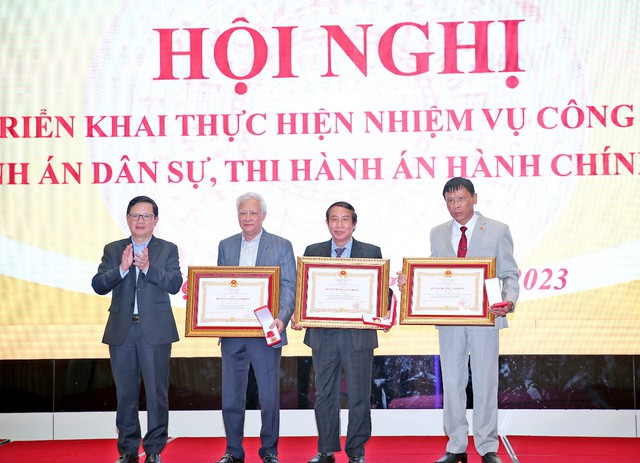 Thi hành án dân sự: Thực hiện đồng bộ, hiệu quả các nhiệm vụ, giải pháp ngay từ đầu năm- Ảnh 2.