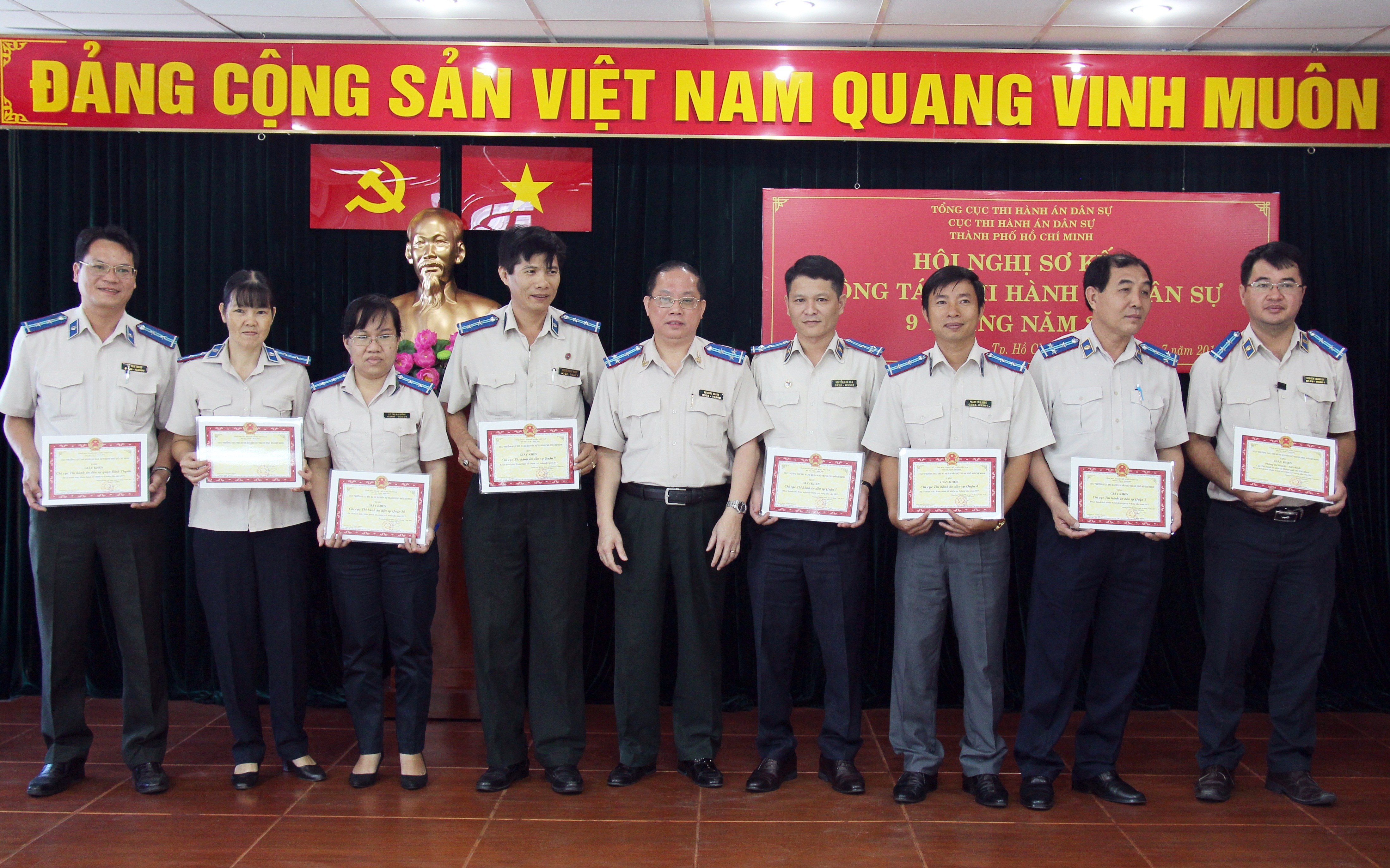 ĐIỂM SÁNG KẾT QUẢ 9 THÁNG NĂM 2017 CỦA CHI CỤC THI HÀNH ÁN DÂN SỰ HUYỆN NHÀ BÈ