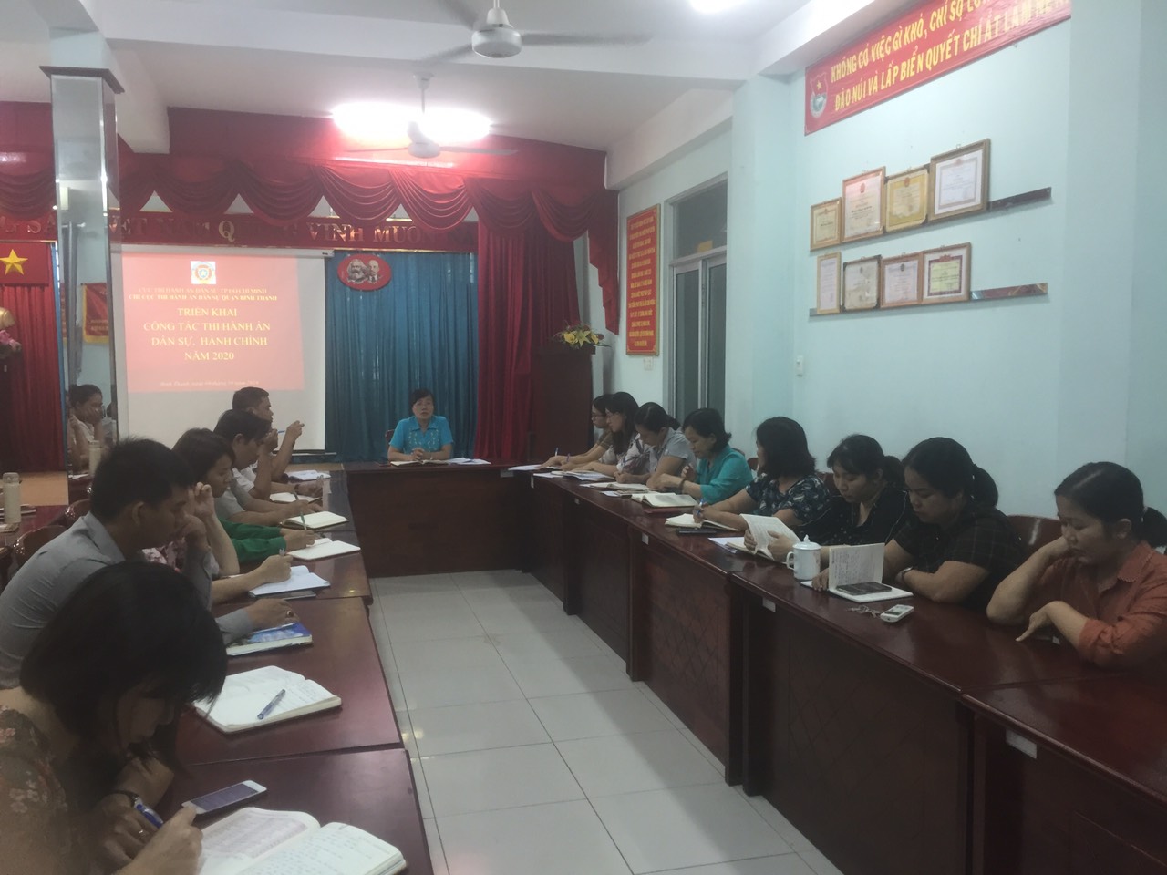 Chi cục thi hành án dân sự quận Bình Thạnh đã triển khai công tác thi hành án dân sự, hành chính năm 2020