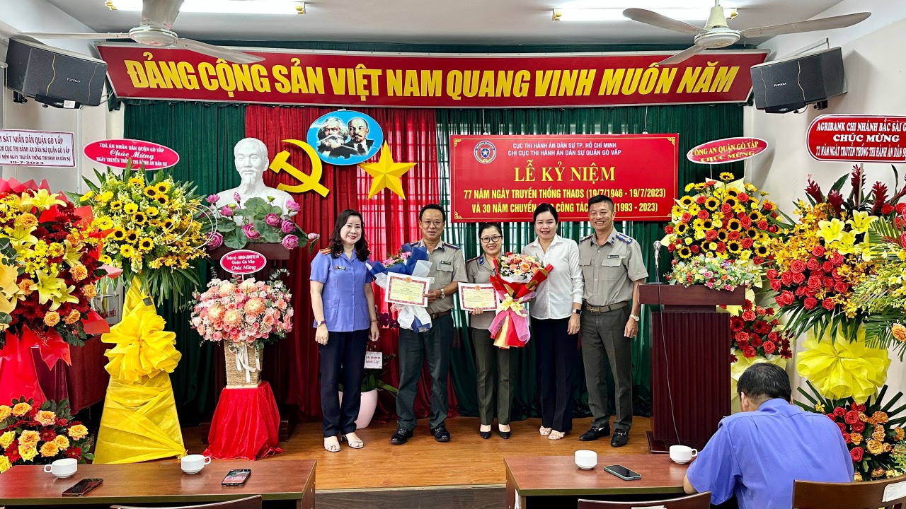 Chi cục Thi hành án dân sự quận Gò Vấp mít tinh kỉ niệm 77 năm ngày truyền thống Thi hành án dân sự (19/7/1946-19/7/2023) và 30 năm ngày chuyển giao công tác Thi hành án dân sự (1993-2023).